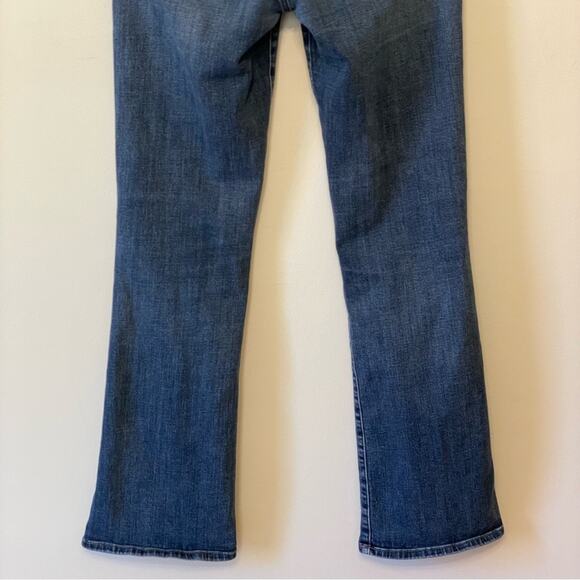 Lucky Brand 6/28 medium wash blue denim jeans mid rise sweet boot bootcut - Picture 3 of 7